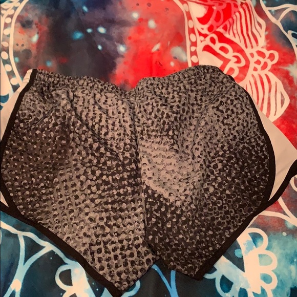 Nike shorts - Picture 5 of 5